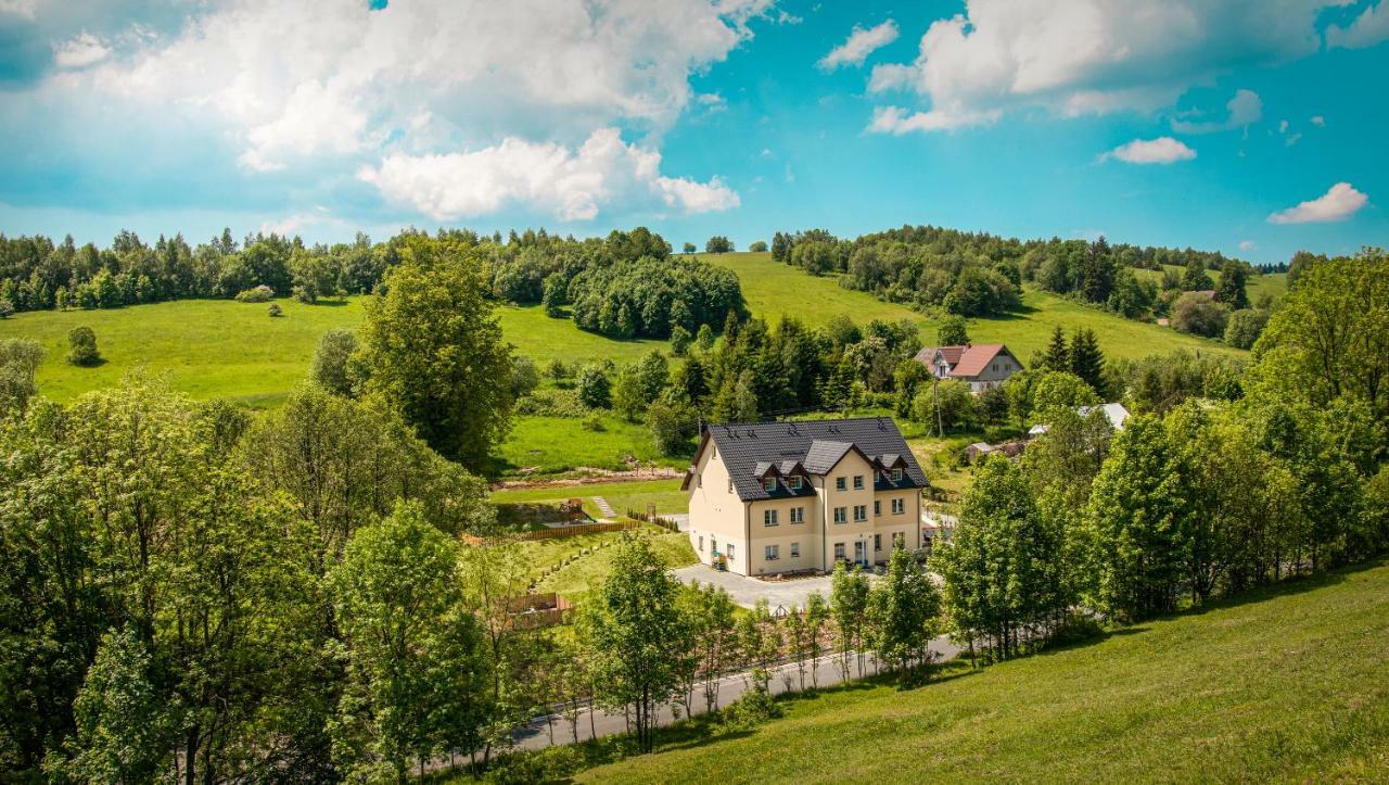 Róża Sudetów Bed and Breakfast Duszniki Zdrój Exterior foto